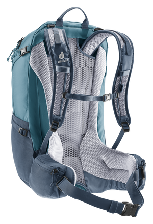 Baksida av Deuter Futura 27 liters ryggsäck i blått med ventilerande Aircomfort-nätpanel, justerbara axelremmar och vadderat höftbälte för maximal bärkomfort under vandring.