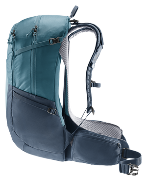 Deuter Futura 27 liters ryggsäck i blått med ventilerande Aircomfort-nätpanel, justerbara axelremmar och vadderat höftbälte för maximal bärkomfort under vandring - bild tagen från sidan