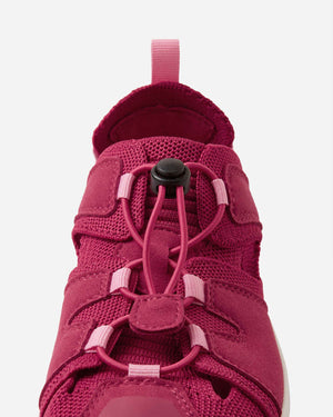 Reima barfotainspirerad barnsandal i hallonrosa – luftig sommarsko med flexibel sula och justerbar snabbsnörning för naturlig rörelse