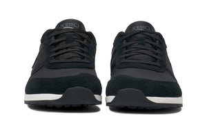 Xero Shoes Wynn Black – minimalistisk barfotasko i svart med retrodesign, bred tåbox och noll drop för naturlig rörelse och komfort